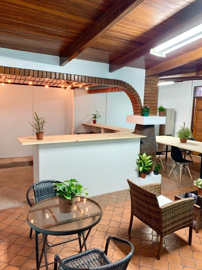 Global House Cr Hostel Backpackers Alajuela Habitacion Compartida 2 Camas Por Habitacion Extérieur photo