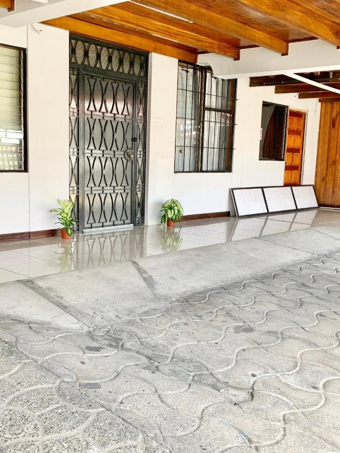 Global House Cr Hostel Backpackers Alajuela Habitacion Compartida 2 Camas Por Habitacion Extérieur photo